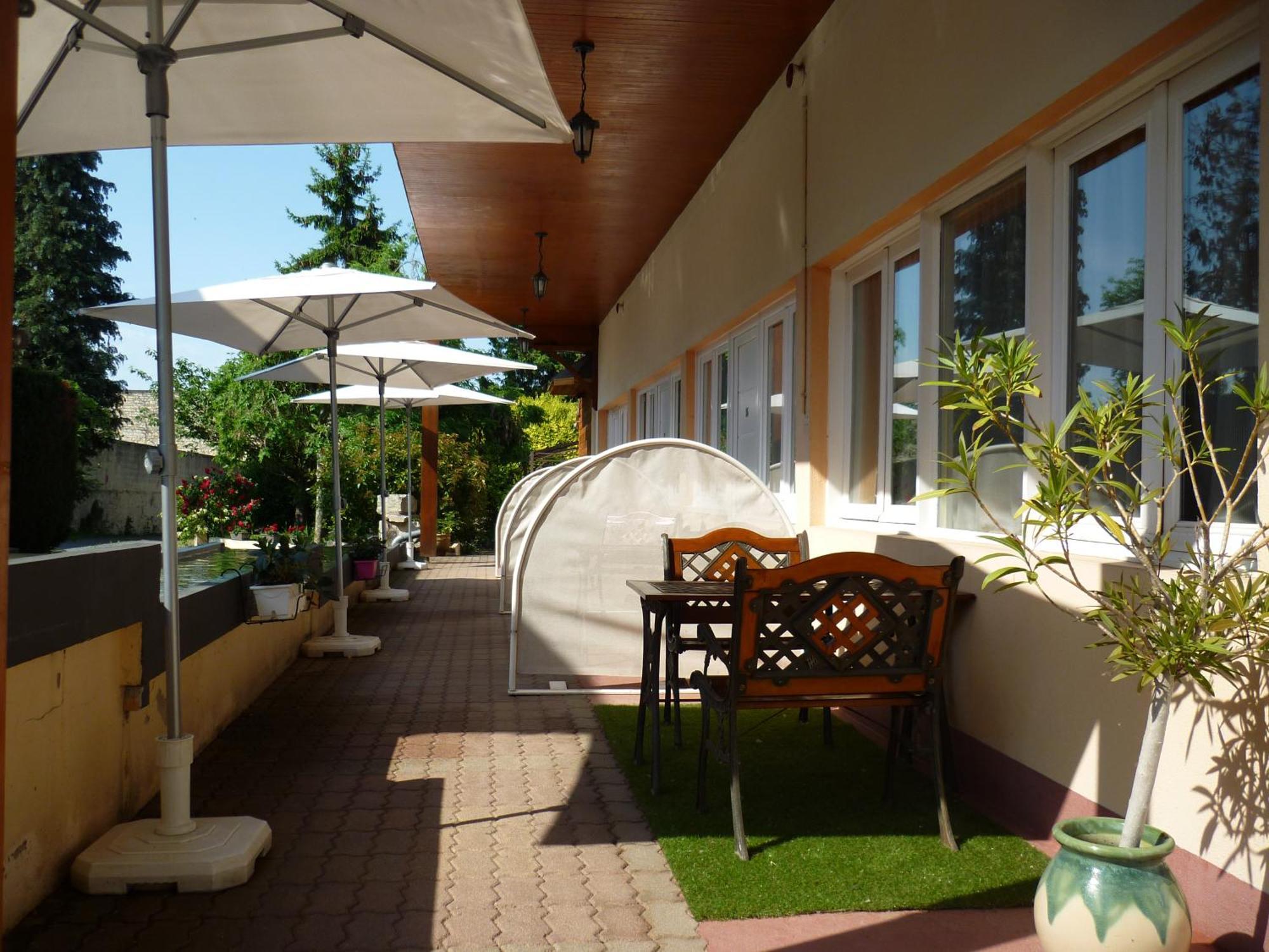 The Originals Boutique, Hotel Clos Sainte Marie, Nevers Exteriér fotografie
